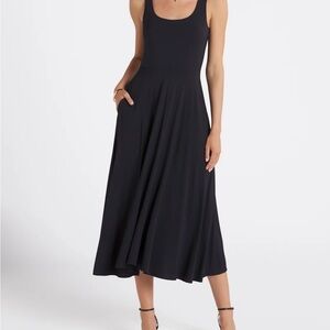 Elegant Black Sleeveless Dress